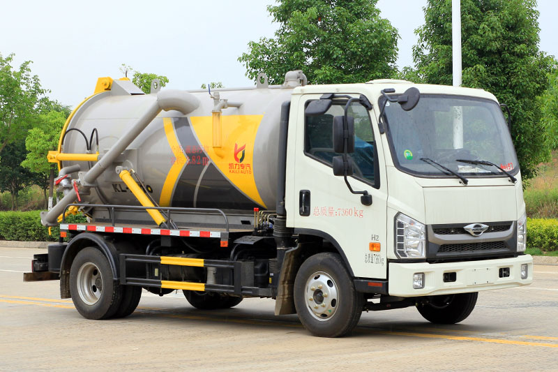 福田时代领航H2吸污车 5方