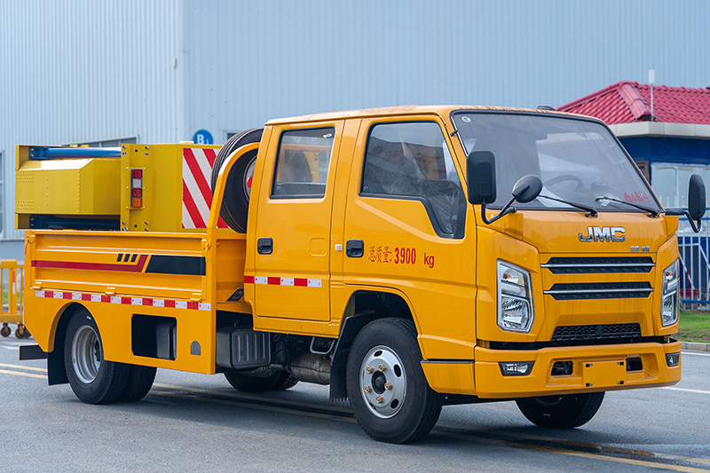 江铃防撞缓冲车